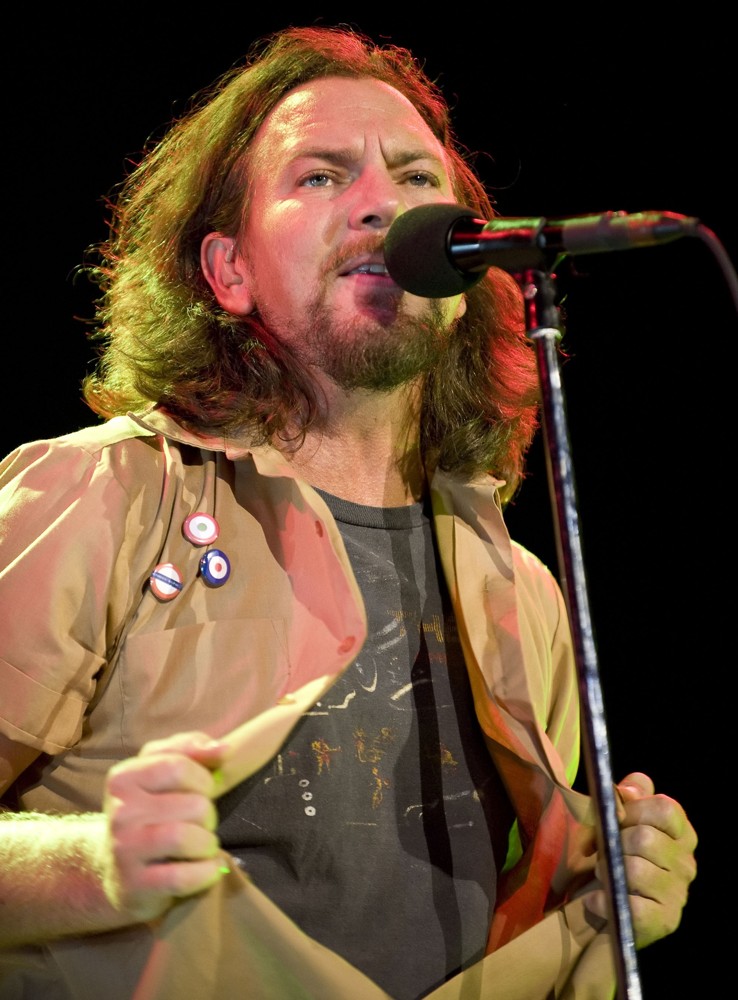 Eddie Vedder;Pearl Jam;<br>Pearl Jam Performing Live in Concert at The O2 Arena