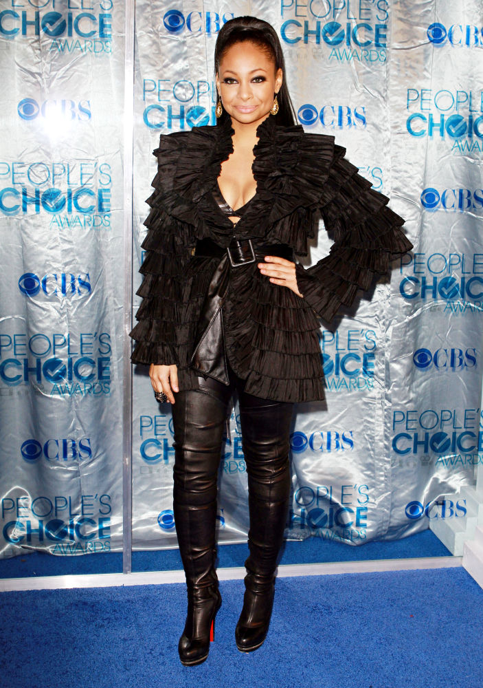 Raven-Symone;<br>2011 People's Choice Awards - Arrivals