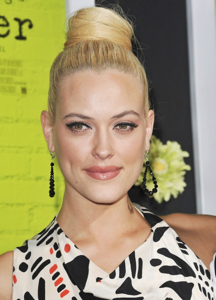 Peta Murgatroyd;<br>The Los Angeles Premiere of The Perks of Being a Wallflower - Arrivals