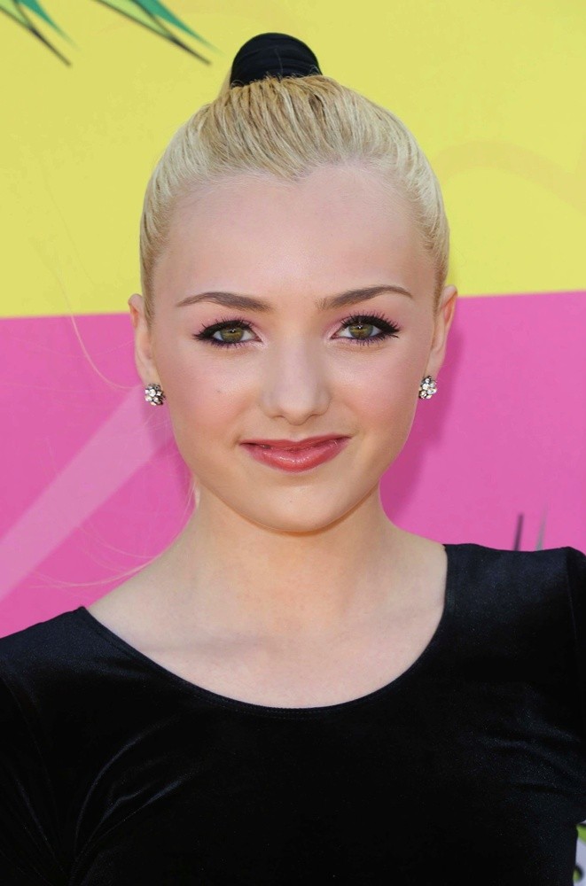 Peyton List (II);<br>Nickelodeon's 26th Annual Kids' Choice Awards - Arrivals
