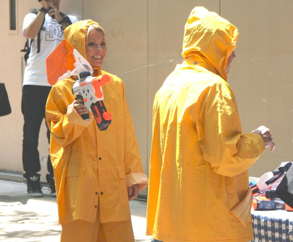 Kelly Ripa;Regis Philbin;<br>Taping Water Toys Segment Outside ABC Studios Live with Regis and Kelly Show