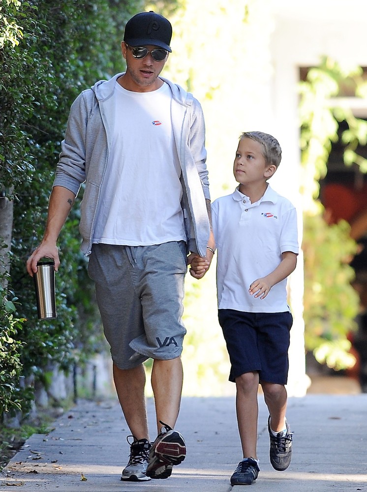 Ryan Phillippe;Deacon Phillippe;<br>Ryan Phillippe with Deacon Phillippe Arriving at The Voting Booth