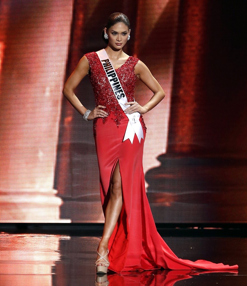 pia wurtzbach miss universe gown designer