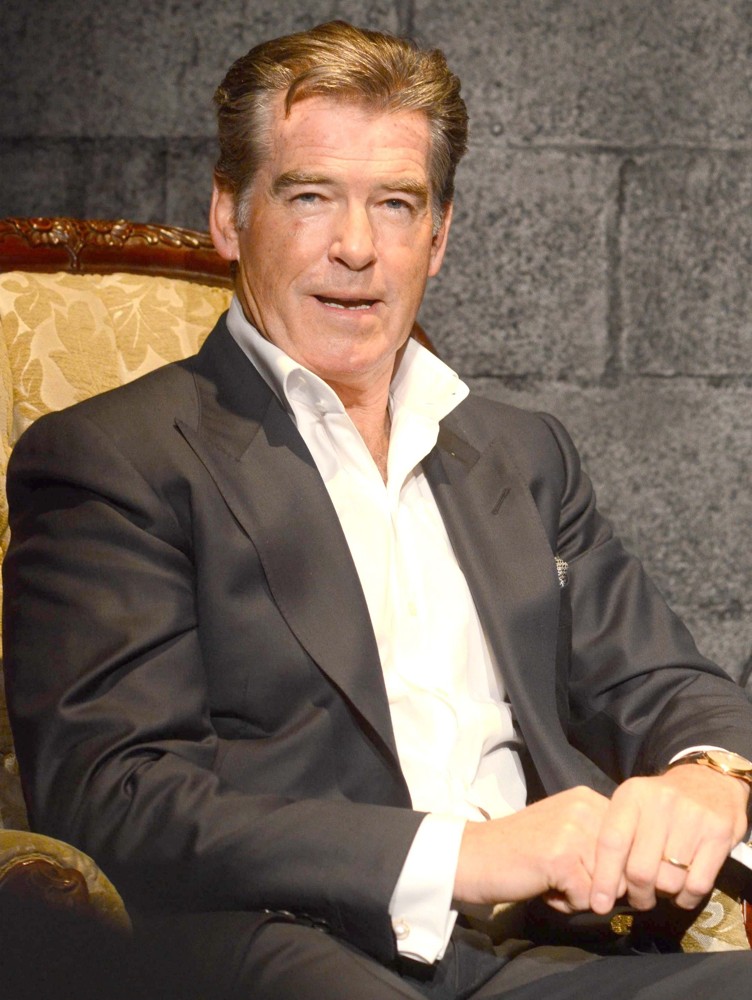 Pierce Brosnan Picture 49 - Pierce Brosnan Receives The Honorary ...
