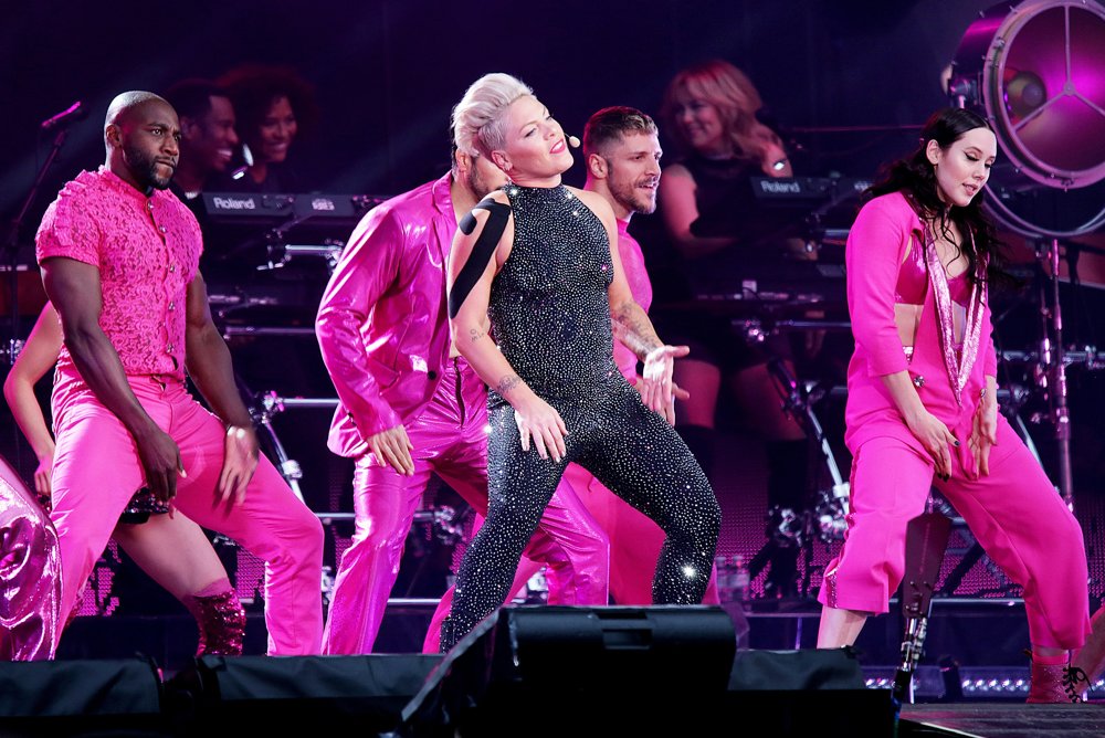 Pink Picture 365 Pink Performing on Her Beautiful Trauma Tour