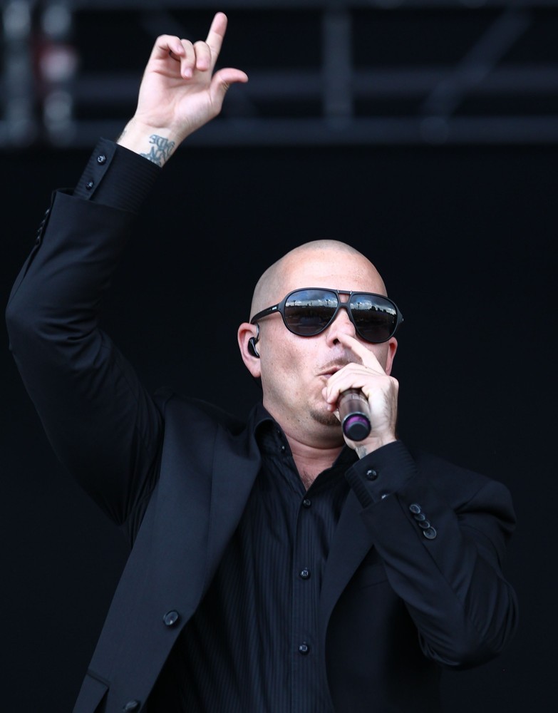 Pitbull;<br>Barclaycard Wireless Festival 2012 - Day 3