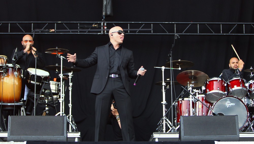 Pitbull;<br>Barclaycard Wireless Festival 2012 - Day 3