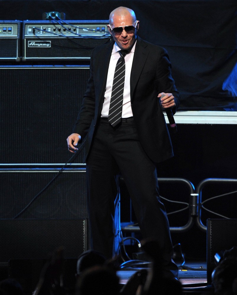 Pitbull;<br>The Y100 Jingle Ball 2011