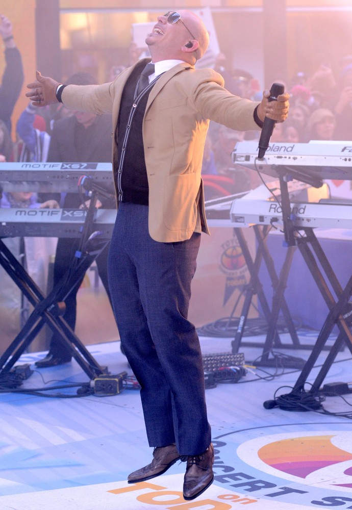 Pitbull;<br>Pitbull Performs Live at The Today Show