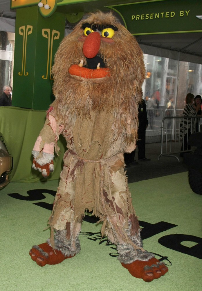 <br>The Premiere of Walt Disney Pictures' The Muppets - Arrivals