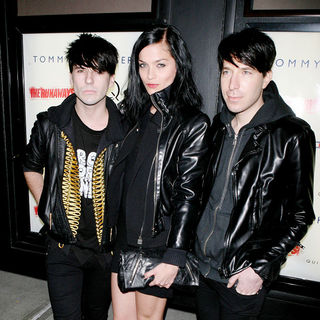 The Premiere of 'The Runaways' - Arrivals