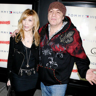The Premiere of 'The Runaways' - Arrivals