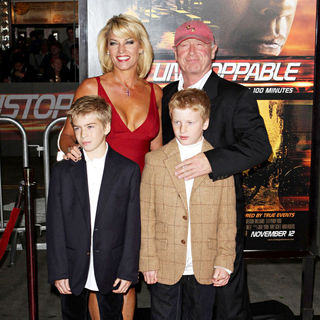 Unstoppable 2010 Pictures Trailer Reviews News Dvd And Soundtrack