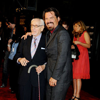 The New York Movie Premiere of 'Wall Street 2: Money Never Sleeps' - Arrivals