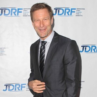 Aaron Eckhart in JDRF LA's 10th Annual Finding A Cure: The Love Story Gala