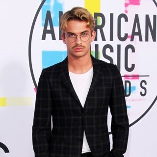 Aaron Rhodes