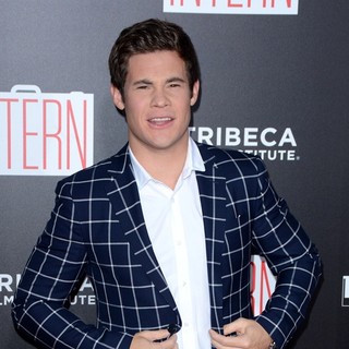 New York Premiere of Warner Bros. Pictures' The Intern - Red Carpet Arrivals