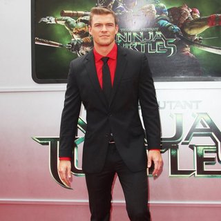 Los Angeles Premiere of Teenage Mutant Ninja Turtles - Arrivals