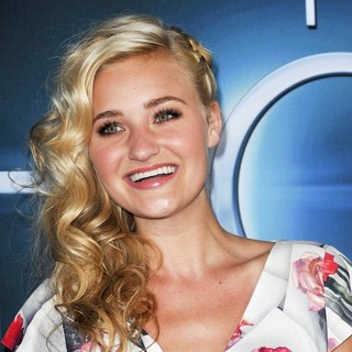The Premiere of The Host - Arrivals