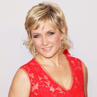 Amy Carlson