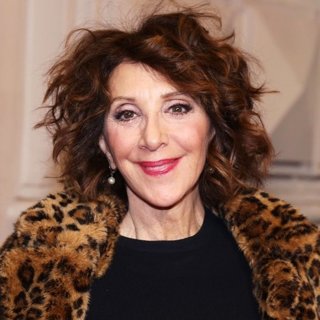 Andrea Martin