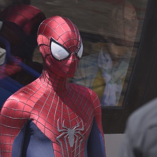 Andrew Garfield Gets into Character as He Films Scenes for The Amazing Spiderman 2