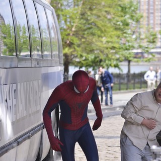 Andrew Garfield Gets into Character as He Films Scenes for The Amazing Spiderman 2