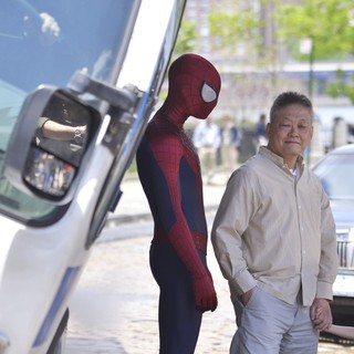 Andrew Garfield Gets into Character as He Films Scenes for The Amazing Spiderman 2