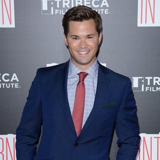 New York Premiere of Warner Bros. Pictures' The Intern - Red Carpet Arrivals