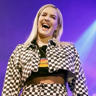 Anne-Marie Performs at Manchester O2 Ritz