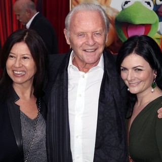 The Premiere of Walt Disney Pictures' The Muppets - Arrivals
