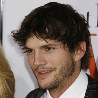 Los Angeles Premiere of What Happens in Vegas... - Arrivals