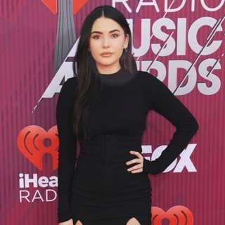 Atiana De La Hoya