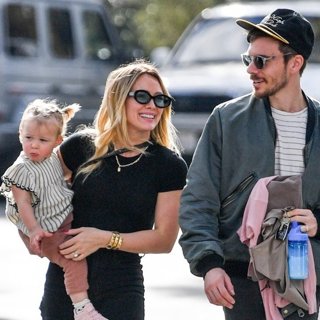 Hilary Duff and Matthew Koma Go to Lunch