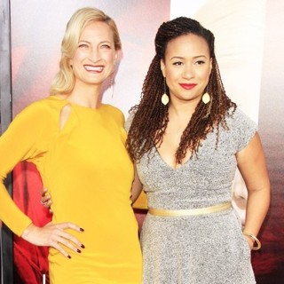 Premiere Warner Bros. Pictures' of Unforgettable - Arrivals