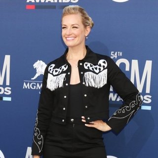 Beth Behrs