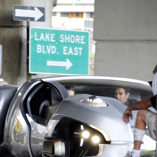 On Set of Total Recall Movie in A Futuristic Hovering Car