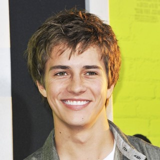 The Los Angeles Premiere of The Perks of Being a Wallflower - Arrivals