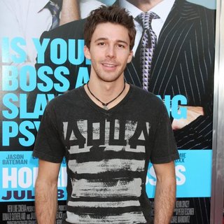 The Los Angeles Premiere of Horrible Bosses - Arrivals