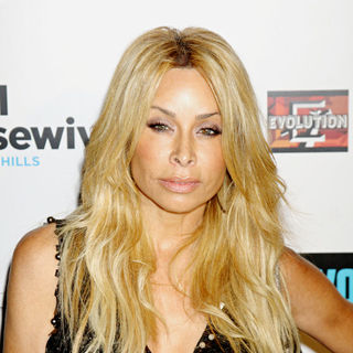 Faye Resnick