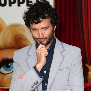 The Premiere of Walt Disney Pictures' The Muppets - Arrivals
