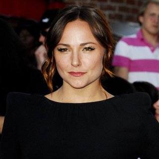 Premiere of Summit Entertainment's Divergent - Red Carpet Arrivals