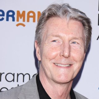 Byron Jennings