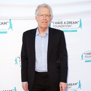 Carlton Cuse