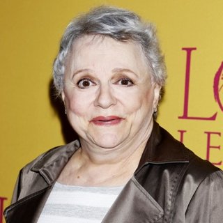 Carole Shelley