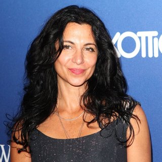 Carolyn Rafaelian