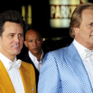 L.A. Premiere of Dumb and Dumber To - Red Carpet Arrivals