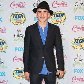 Charlie Rowe
