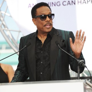 Charlie Wilson Picture 22 - Bet Awards 2013 Press Conference