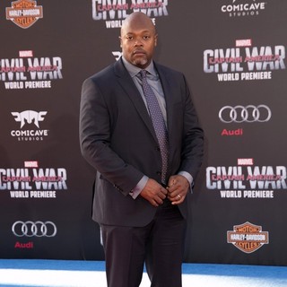 Cheo Hodari Coker